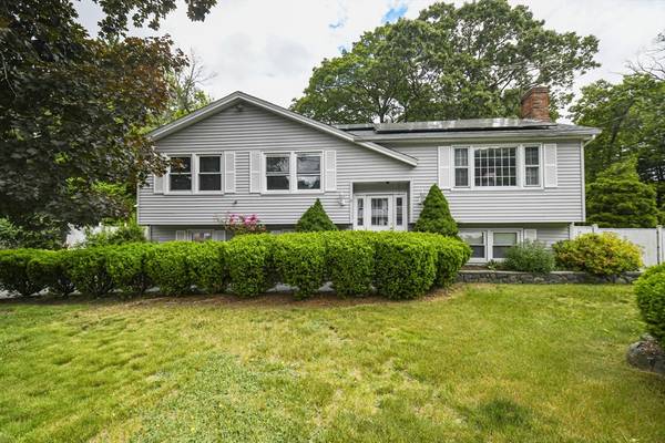 4 Pigeon Road, Woburn, MA 01801