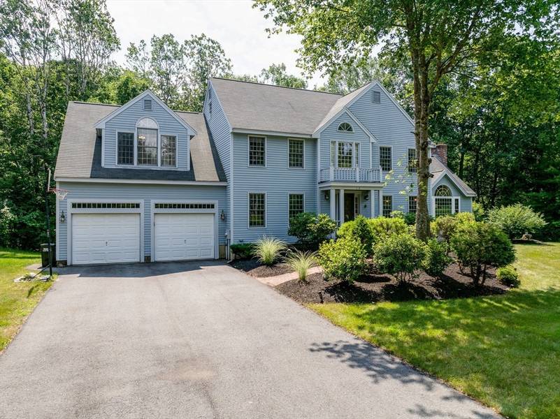 28 Deerfield Dr, Groton, MA 01450