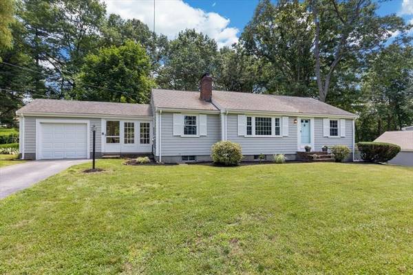 8 Hancock Road, Hingham, MA 02043