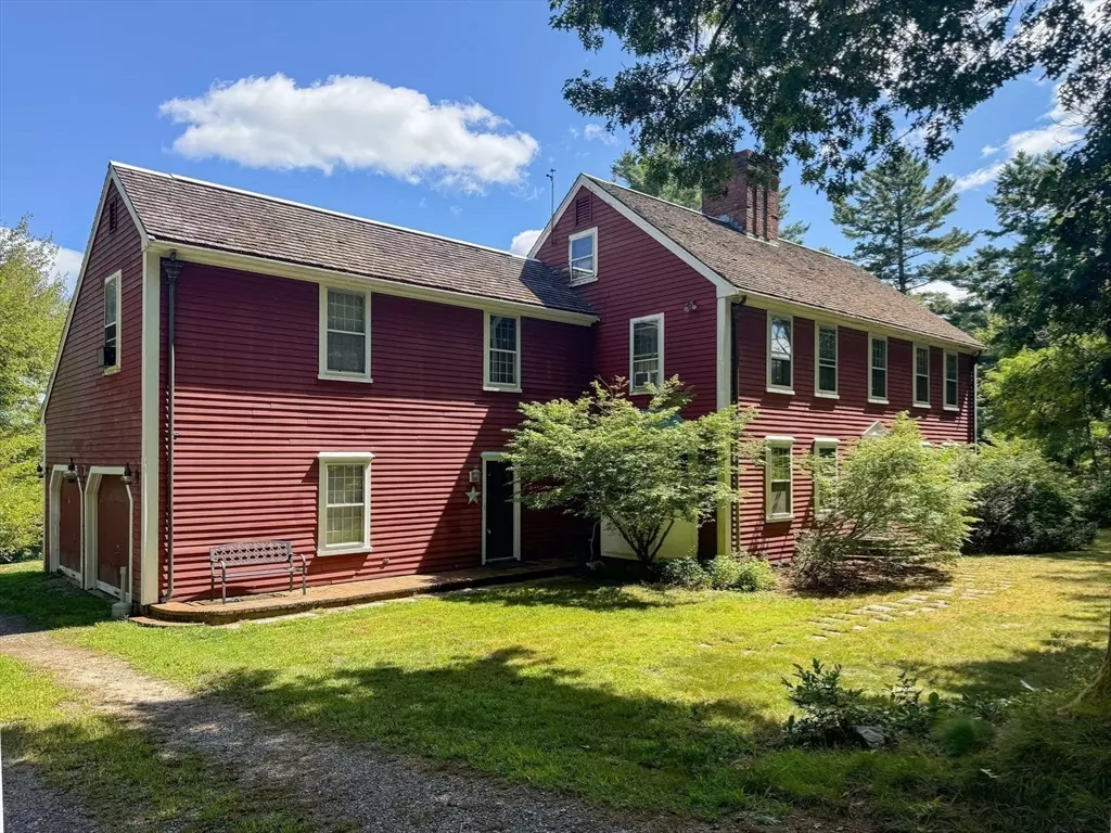 Plympton, MA 02367,62 Winnetuxet Road