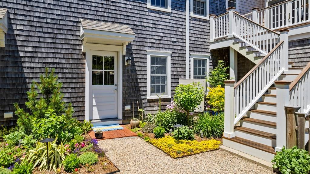 26 Alden Street #Unit 8, Provincetown, MA 02657