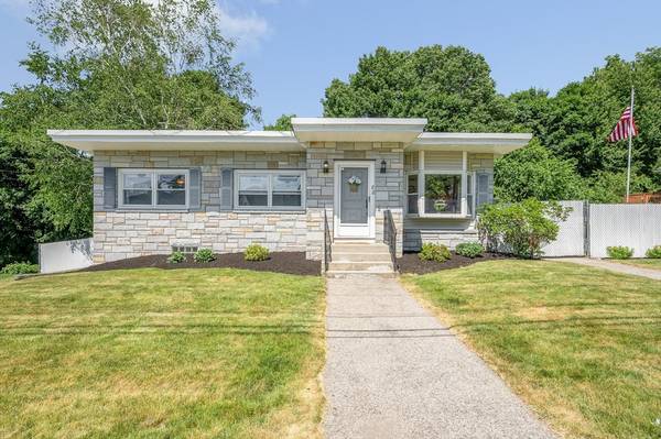 Dracut, MA 01826,88 Thissell Avenue