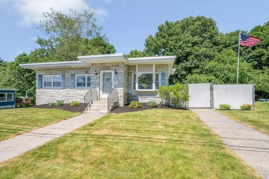 88 Thissell Avenue, Dracut, MA 01826