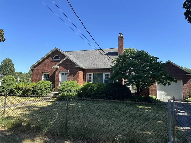 37 Palmer, Chicopee, MA 01020