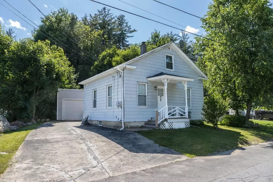 80 Whittemore Street, Fitchburg, MA 01420