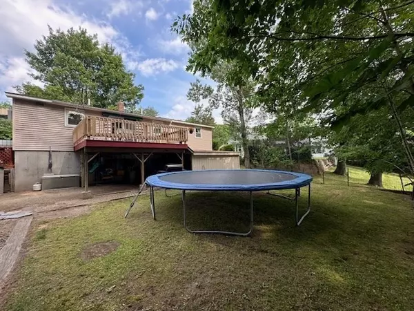 Nashua, NH 03064,7 Lafrance Ave