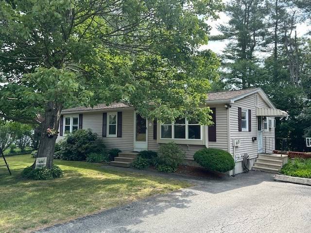 7 Lafrance Ave, Nashua, NH 03064