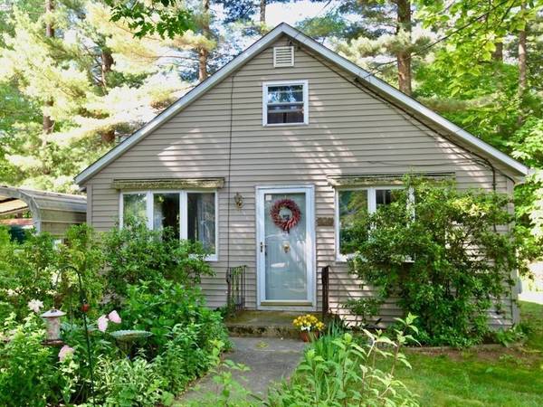 338 Reservoir Street, Norton, MA 02766