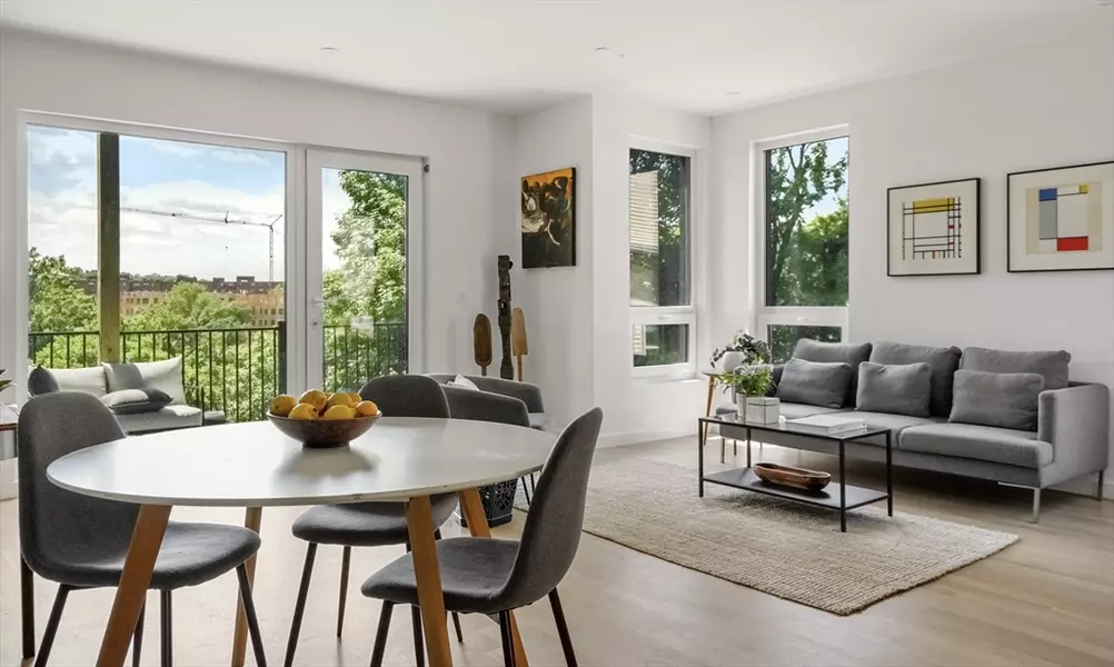 118 Marcella #3, Boston, MA 02119