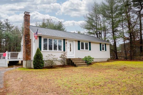 136 Broadmeadow Dr, East Bridgewater, MA 02333