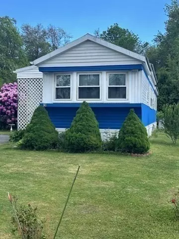 3 Clems Way, Acushnet, MA 02743
