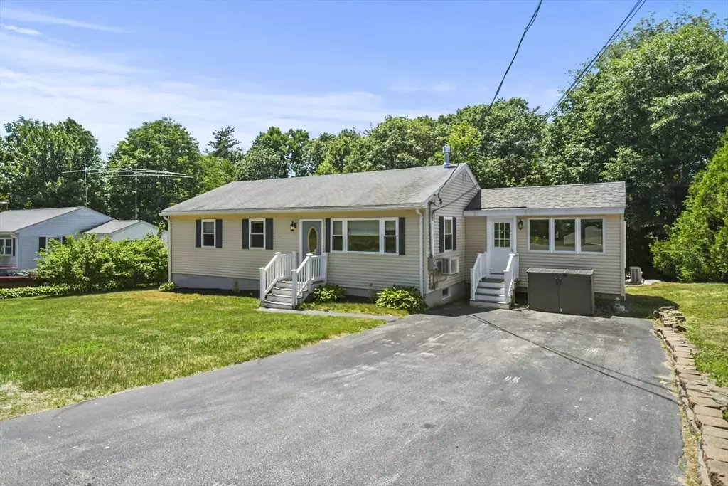 Ashburnham, MA 01430,5 Valerie Circle