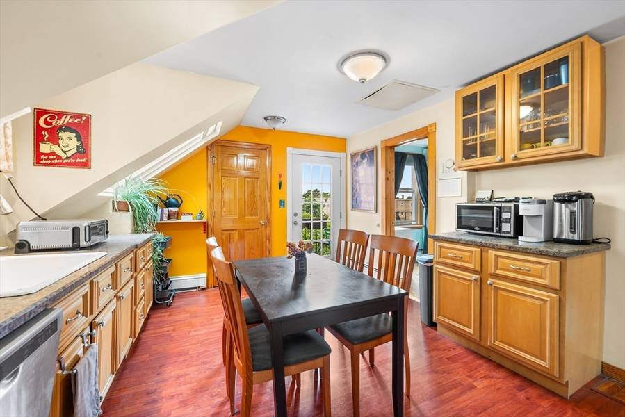 18 South St #3, Somerville, MA 02143