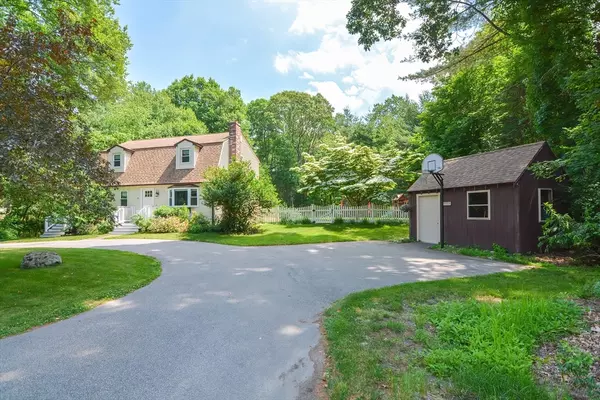 Norfolk, MA 02056,75 Miller St