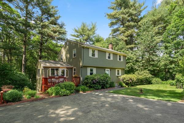 7 Albert St, Billerica, MA 01821