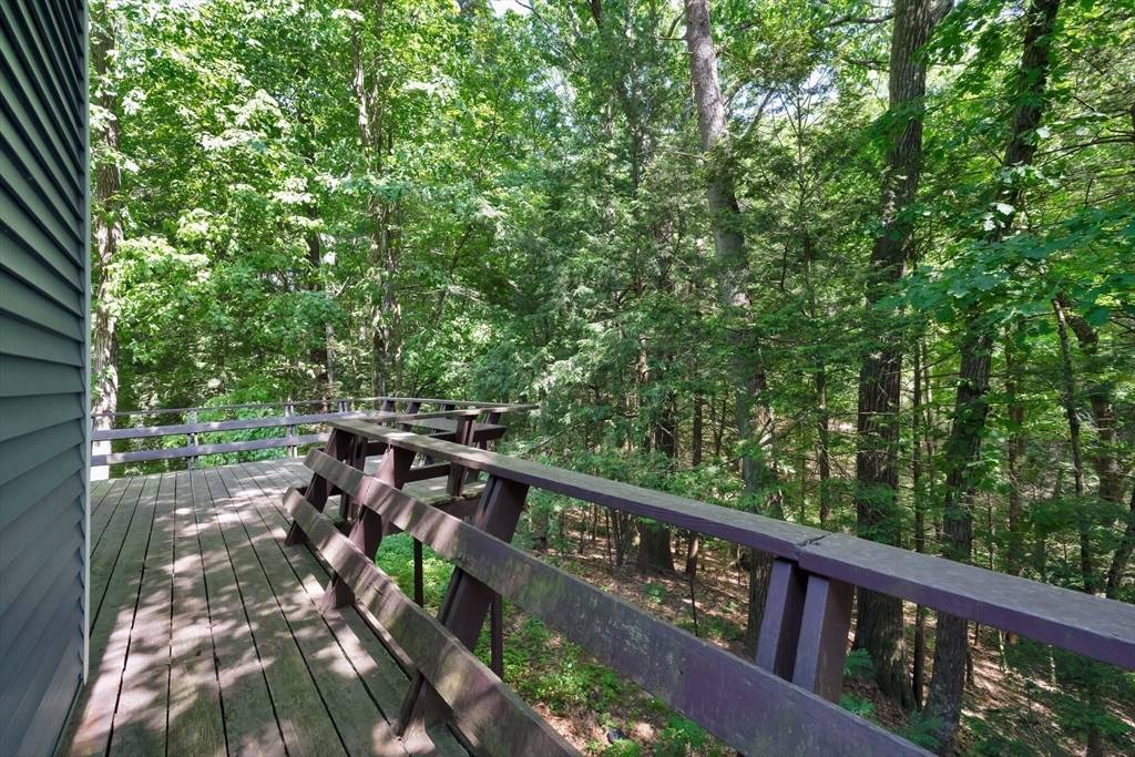 Westfield, MA 01085,14 Stuart Circle