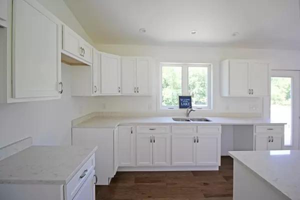 Goshen, MA 01032,12 Pine Road