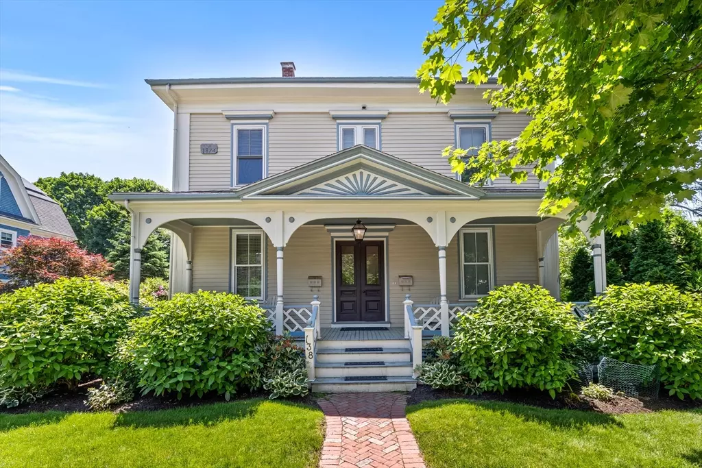 Newton, MA 02461,138 Lincoln St #2