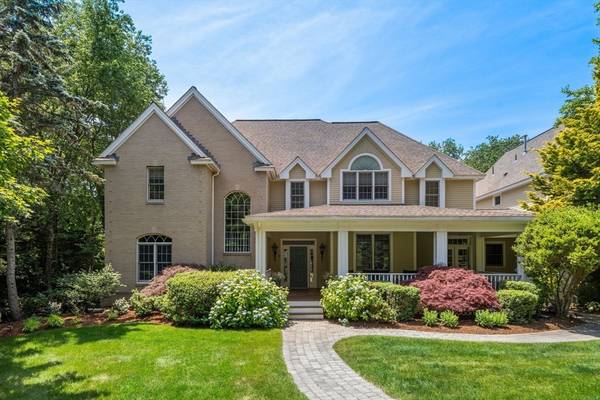 10 Whispering Ln, Natick, MA 01760