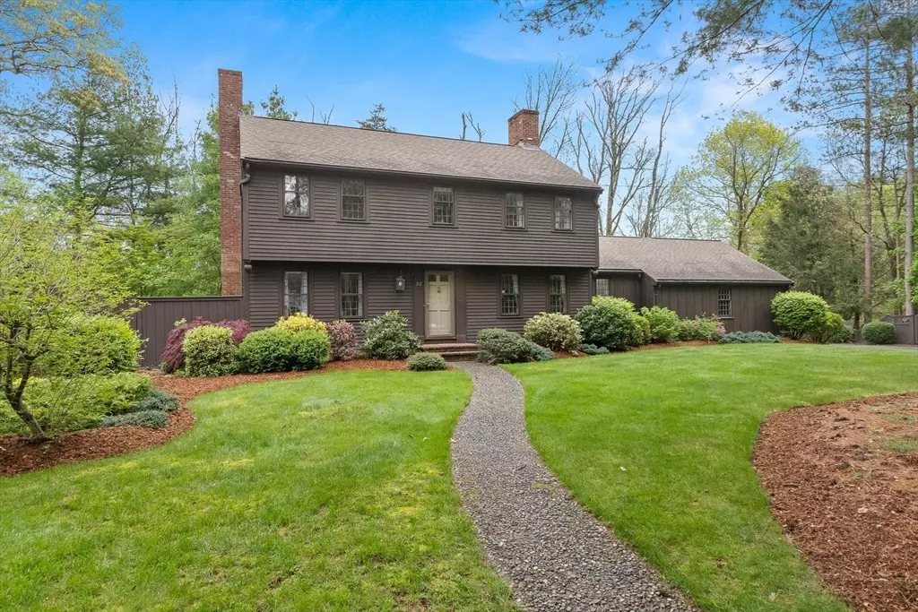 Topsfield, MA 01983,32 Candlewood Dr