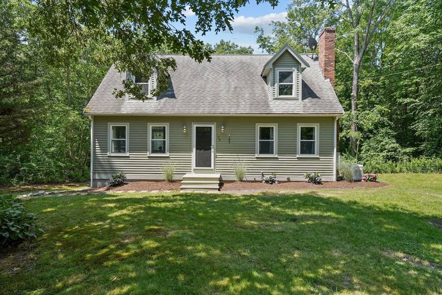 132 Fairview Ave, Rehoboth, MA 02769