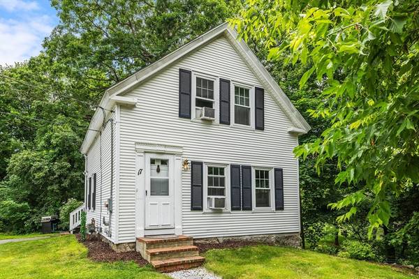 17 Cutler St, Medway, MA 02053