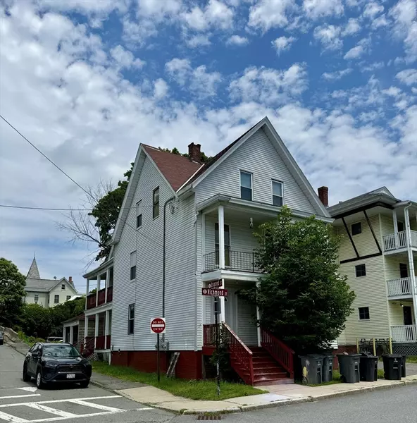 51 Richmond St, Gardner, MA 01440