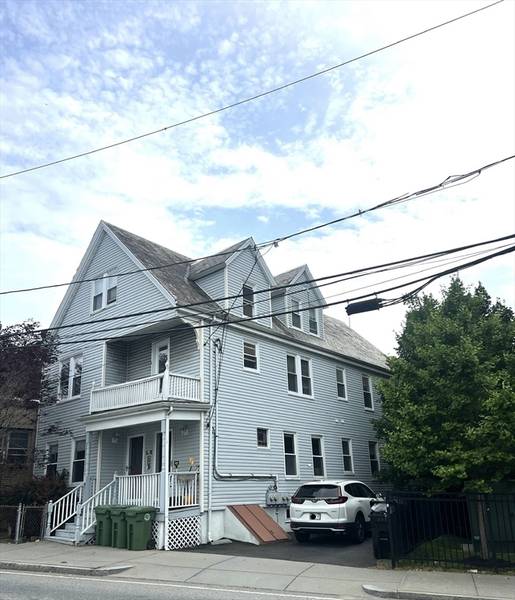 6-8 Summer St #2, Watertown, MA 02472