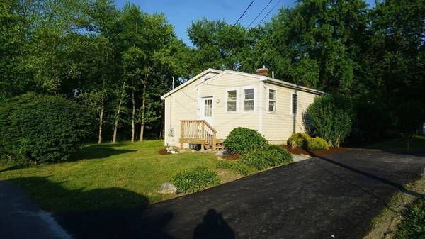 29 Tillson St, Whitman, MA 02382