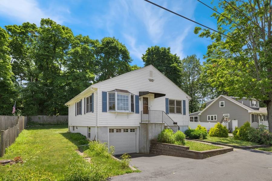 5 Elmwood Ave, Saugus, MA 01906