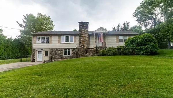 4 Monadnock Drive, Shrewsbury, MA 01545