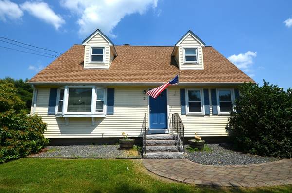 2 Sibley Circle, Oxford, MA 01540