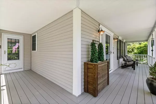 Nashua, NH 03062,7 Mystic Ct