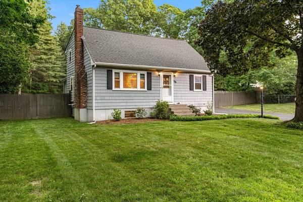 108 Spallus Rd, Stoughton, MA 02072