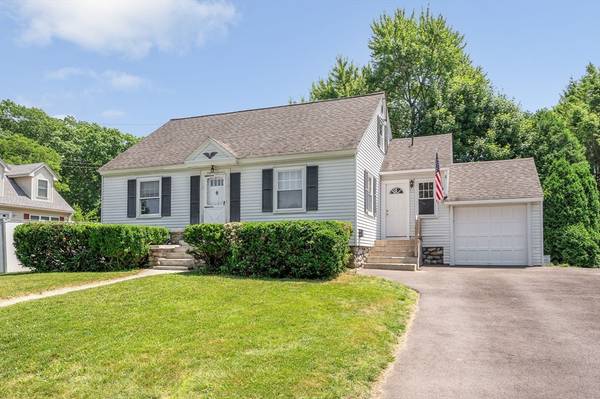 15 Walnut Ave, North Andover, MA 01845