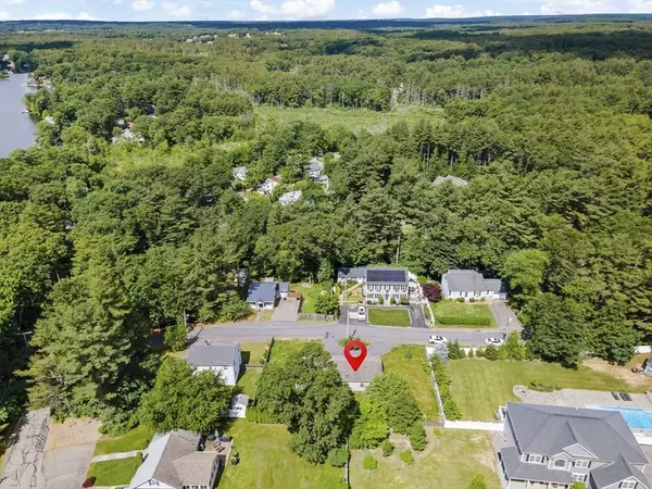 Norfolk, MA 02056,17 Ash Rd
