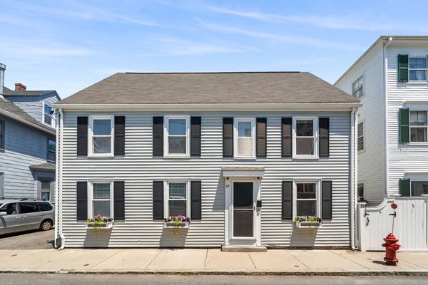 35 Prospect Street #35, Newburyport, MA 01950