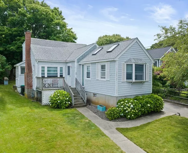 43 Bayview Street, Marshfield, MA 02050