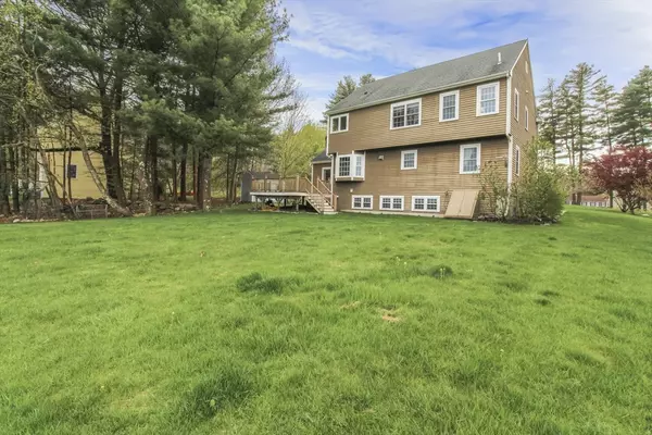 Northborough, MA 01532,19 Edmunds Way