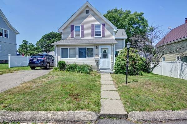 247 Holbrook Rd, Quincy, MA 02171