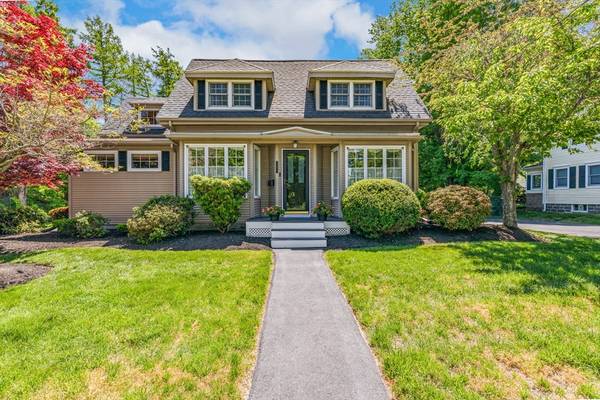 286 Plain St, Rockland, MA 02370