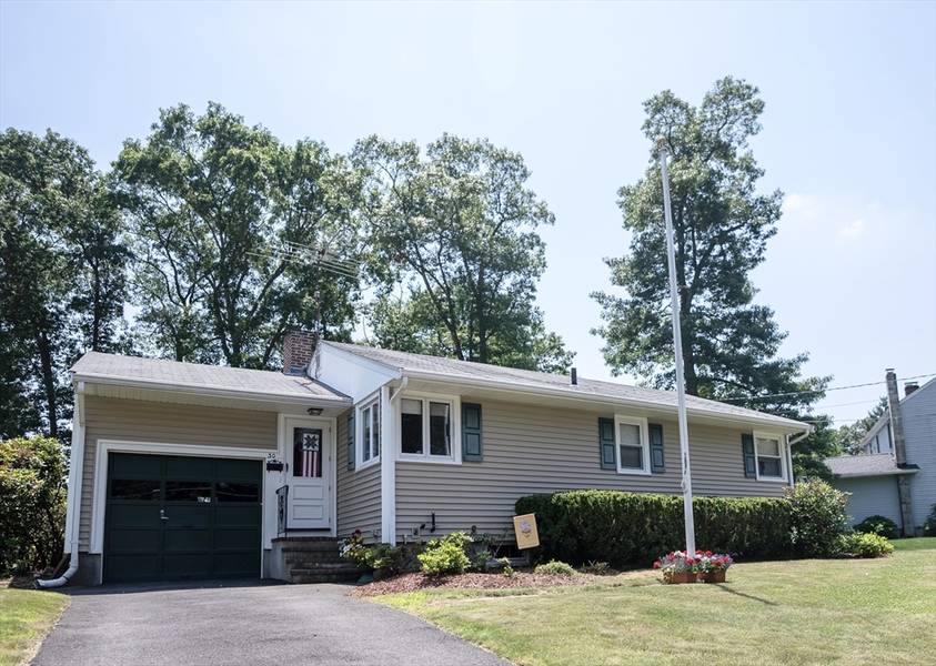 30 Gardner Rd, Easton, MA 02356