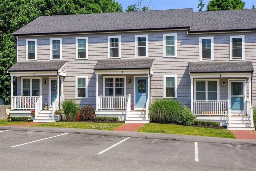 55 Plymouth St #B7, Whitman, MA 02382