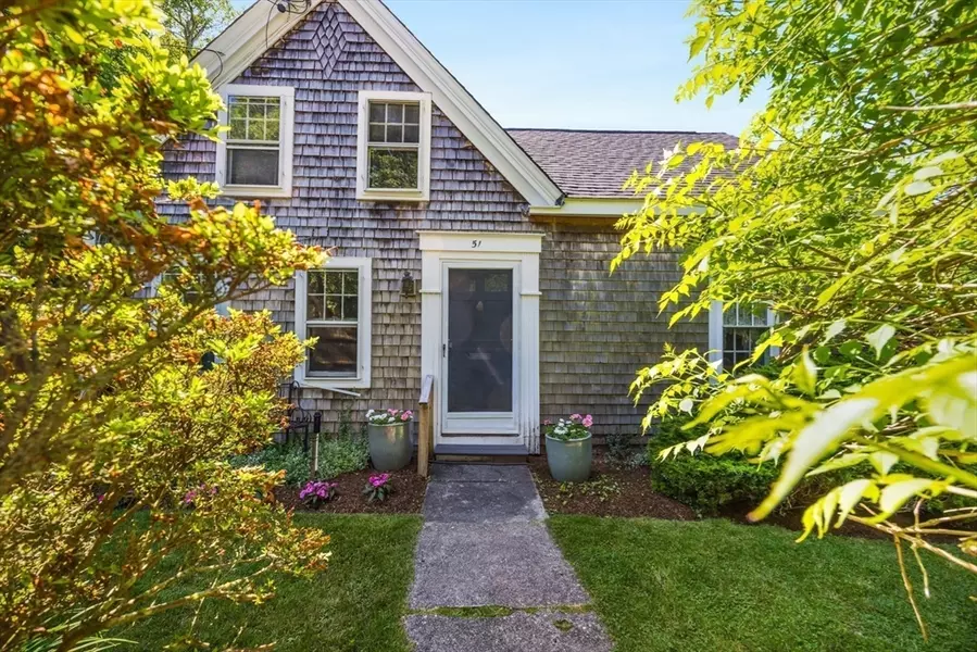 51 Park Avenue, Barnstable, MA 02632