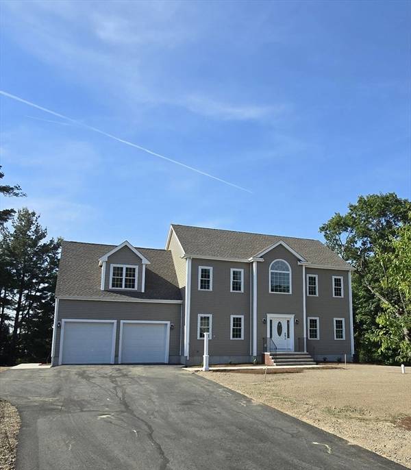 4 Crescent Ridge Ln, Avon, MA 02322