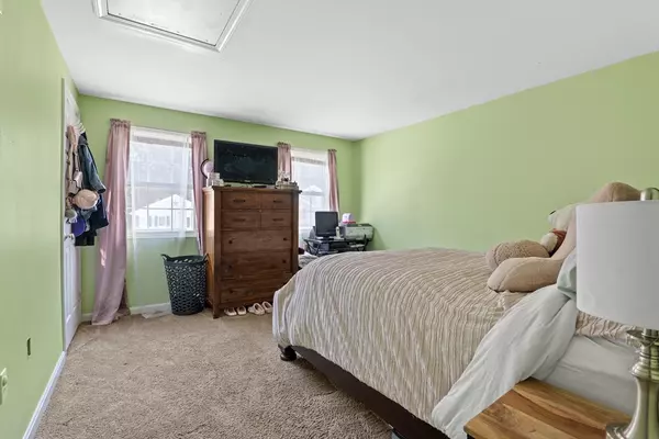 Haverhill, MA 01832,15 Christian Cir