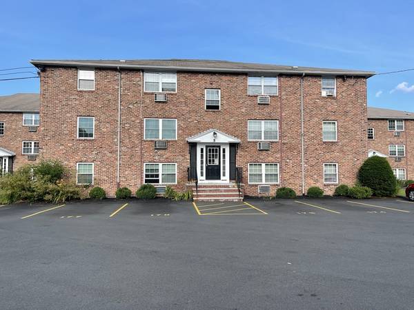 5 Colonial Village Drive #4, Arlington, MA 02476