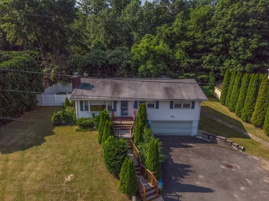 East Longmeadow, MA 01028,27 Albano Dr