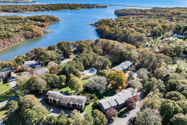 378 Davisville Rd #3L, Falmouth, MA 02536