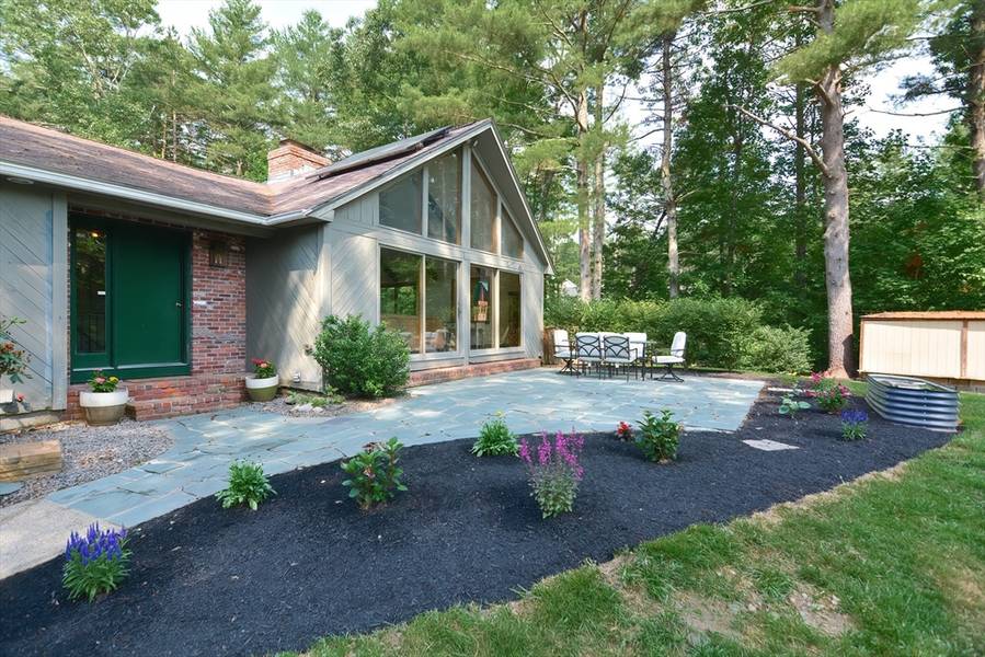 135 Beach St., Wrentham, MA 02093